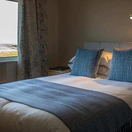 Ceol Na Mara House And Self Catering *