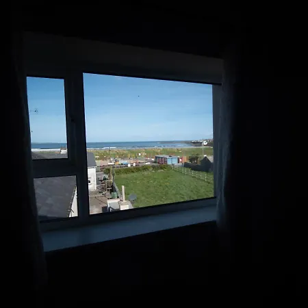 Bed & Breakfast Ceol Na Mara House And Self Catering Enniscrone