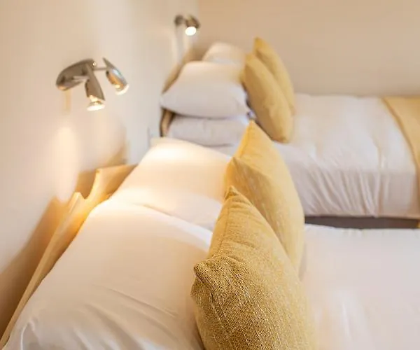 住宿加早餐酒店 Ceol Na Mara House And Self Catering *