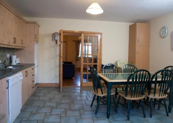 Ceol Na Mara House And Self Catering *