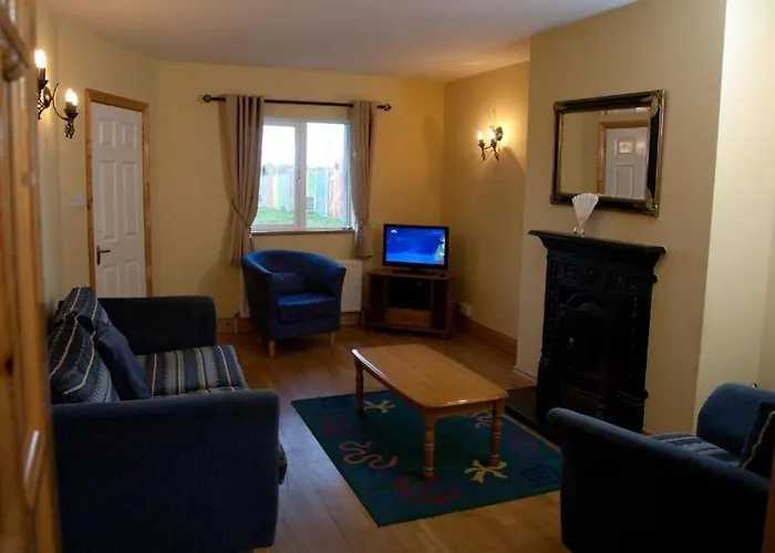Ceol Na Mara House And Self Catering * 恩尼斯克朗